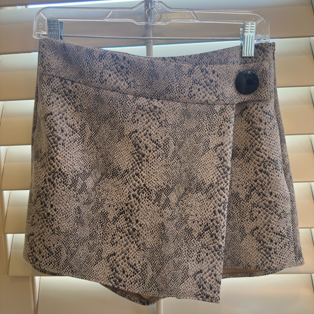 Snakeskin Print Skort with Button Detail